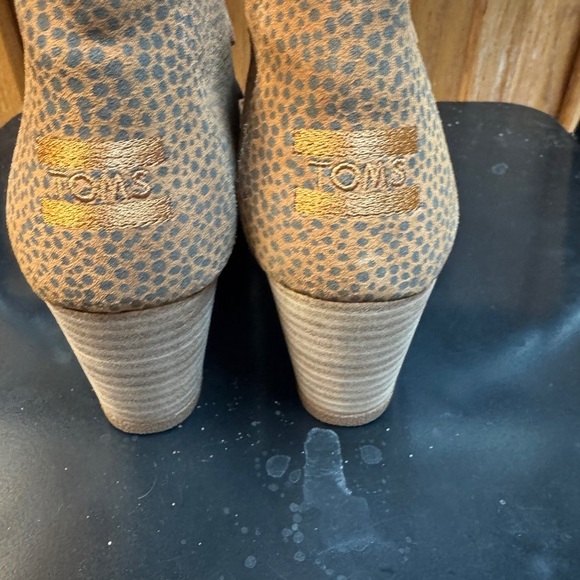 NWT TOMS Womens Cala Tan Mini Cheetah Suede Wedge Booties Size 6.5 - Picture 5 of 6